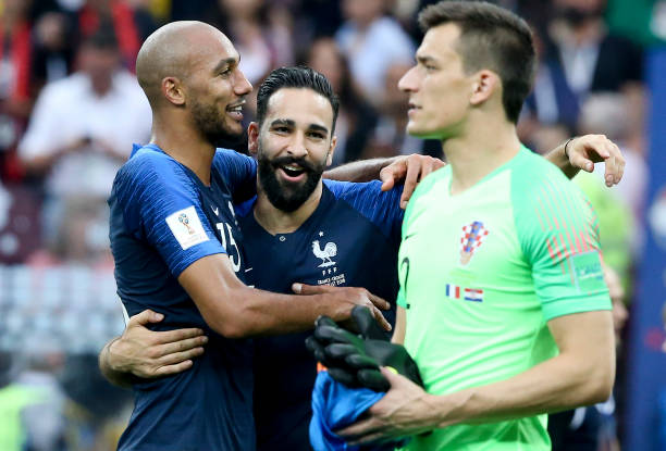 步步紧逼奇 步步紧逼奇