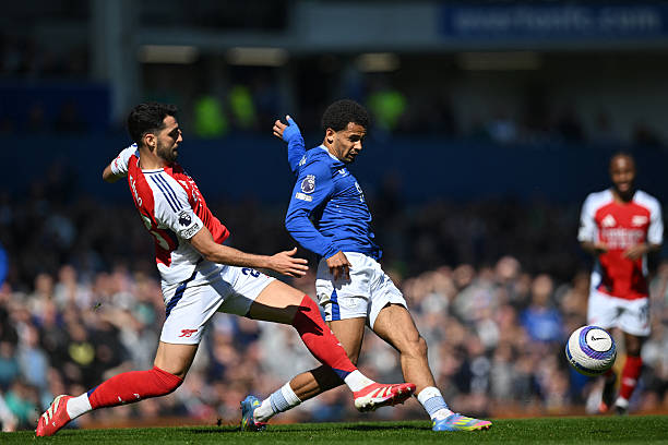 湖人还将继 湖人还将继